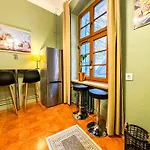 Luxury Decor & Amazing Island Views, Center! 5Mins Rynek